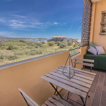 Homey Experience - Navy Sea View * Olbia